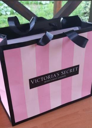 Пакет с розовой бумагой упаковка victoria's secret виктория сикрет вікторія сікрет