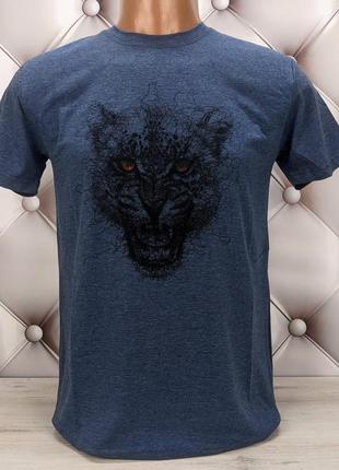 Мужская футболка стрейчевая темно-синяя с принтом hector2 фото
