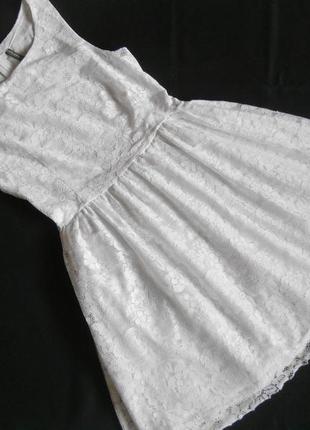 Красиве ажурне плаття naf naf