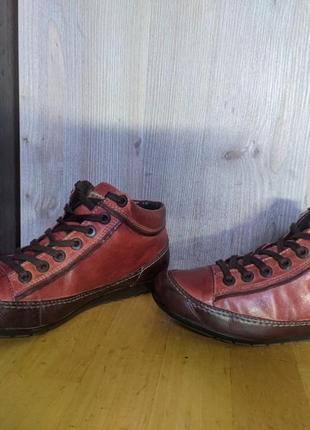 Pikolinos - шкіряні кросівки, черевики