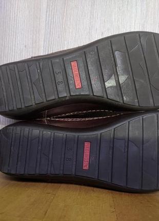 Pikolinos - шкіряні кросівки, черевики