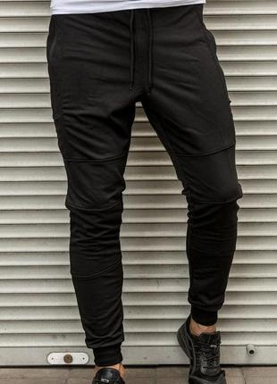 Мужские легкие спортивные беговые брюки черного цвета, на манжете8 фото