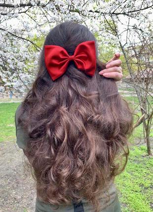 Бант на заколці