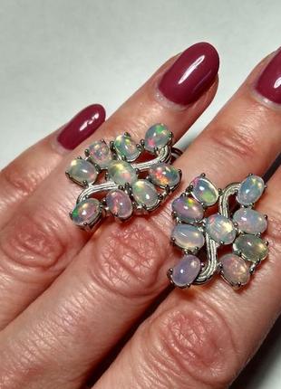 Срібні сережки з натуральними вогняними опалами