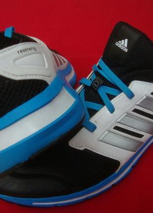 Кросівки adidas revenergy boost оригінал 43-44 розмір 28/5cm