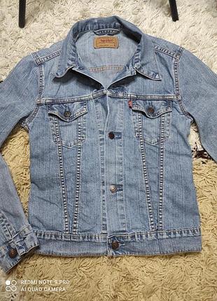 Брендовий джинсовці, джинсова куртка, фірмовий джинсовий піджак