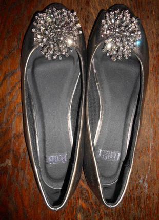 Туфлі р. 39 устілка 25.5 см від bay