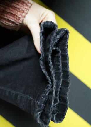 Зауженные стрейчевые джинсы c потертостями3 фото
