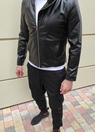 Мужская куртка на флисе с косой молнией, кож зам5 фото