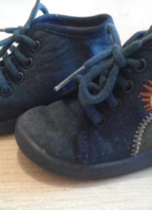 Продам детские ботиночки, стелька 11,5 см