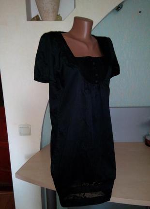 Черное хлопковое платье с коротким рукавом и кружевной отделкой3 фото