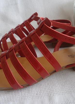 Стильні фірмові босоніжки minelli 39р.