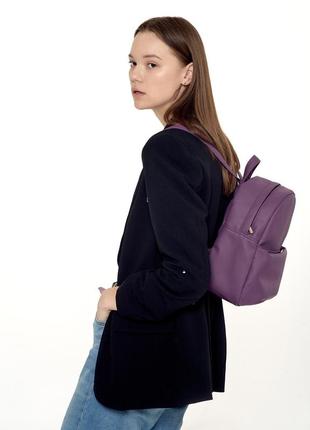 Небольшой рюкзак -вместительный и практичный для девушки5 фото