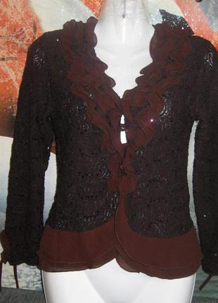 Цікава кофточка з паеточками!