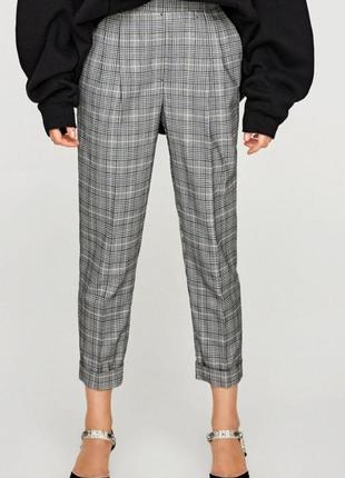 Штани zara в клітку з подворотами