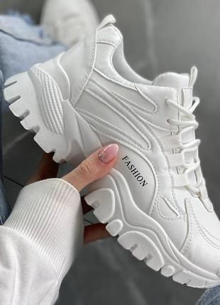 Кросівки білі5 фото