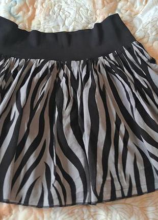 Гарненька спідничка