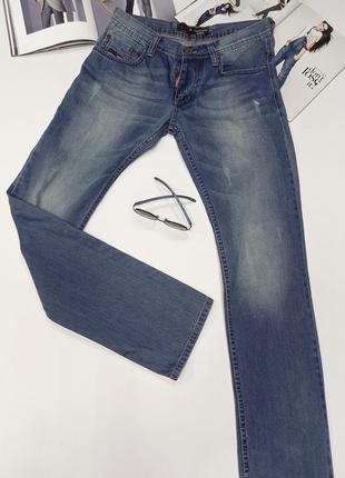 Мужские джинсы с потертостями dsquared1 фото