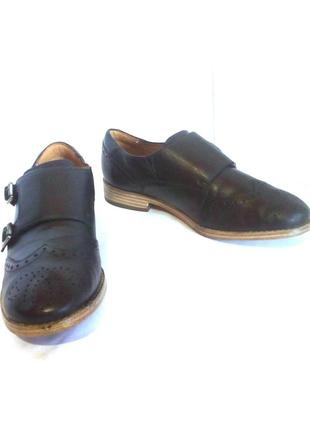 Кожаные закрытые туфли монки на низком ходу от бренда clarks, р.37 код t37042 фото