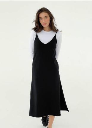 Сукня на бретельках