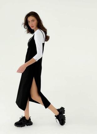 Сукня на бретельках