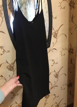 Сукня на бретельках