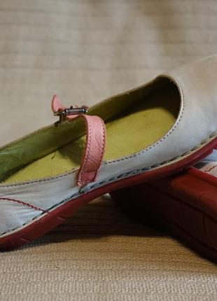 Мягенькие комбинированные кожаные туфли jungla испания 38 р.1 фото