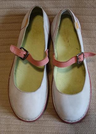 Мягенькие комбинированные кожаные туфли jungla испания 38 р.3 фото