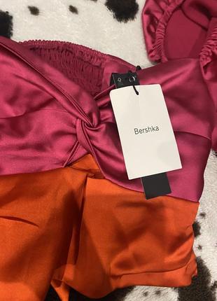 Блуза сатиновая кроп топ укорочённая атлас bershka оригинал4 фото