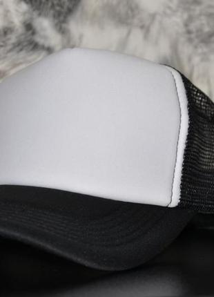 Кепка тракер black white