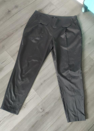 Шелковые зауженные брюки штаны стального цвета