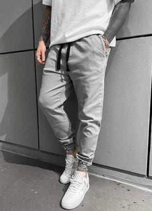 Джогери сірі