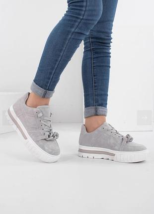 Жіночі кросівки з ланцюжком ланцюгом еко шкіра