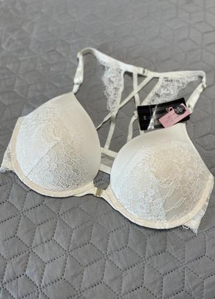 Бюстгальтер от hunkemoller