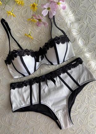 Кружевний комплект boucher avenue 70b💕