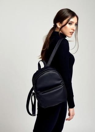 Жіночий міський рюкзак для прогулянок - чорний6 фото