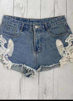 Шорті, шорти