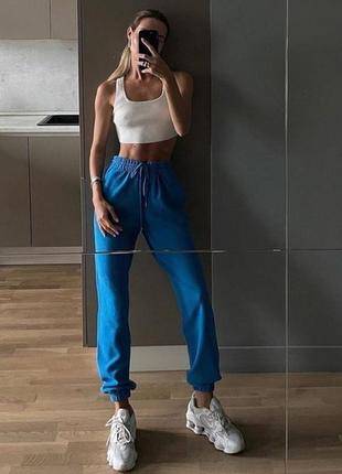 Универсальные джоггеры на каждый день