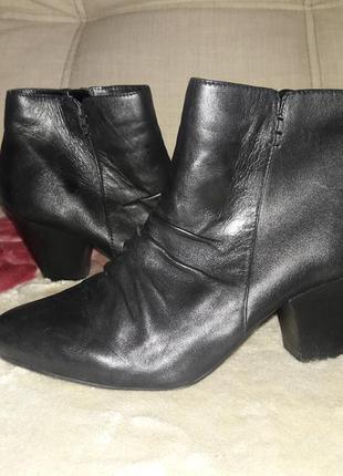 Ботильйоны кожаные казаки 40-41 размер