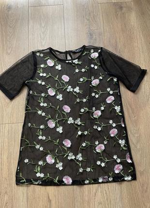 Футболка сітка з вишивкою