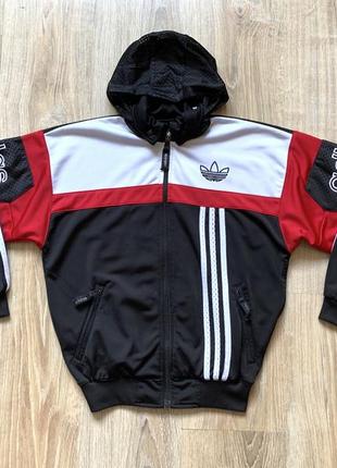 Подростковая винтажная спортивная кофта с нашивкой adidas vintage