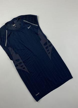 Компрессионная майка nike pro