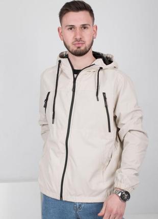 Чоловіча курточка куртка легка вітровка
