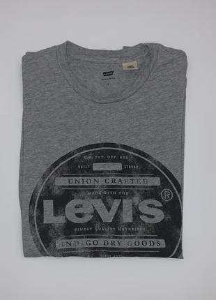 Футболка levi's