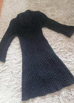 Плаття в'язане тепле