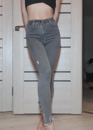 Крутезні джинсики на струнку леді 😍