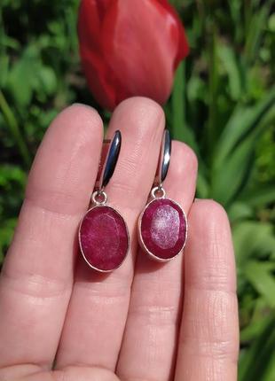 Серьги. натуральный рубин.