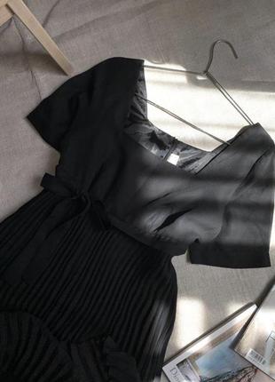 Чорна сукня з спідницею гофре2 фото