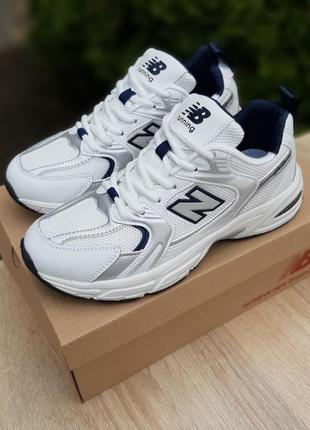 Женские кроссовки 🔥