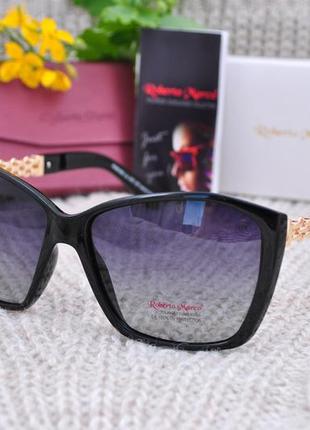 Классические красивые солнцезащитные женские очки roberto marco polarized на крупное лицо8 фото